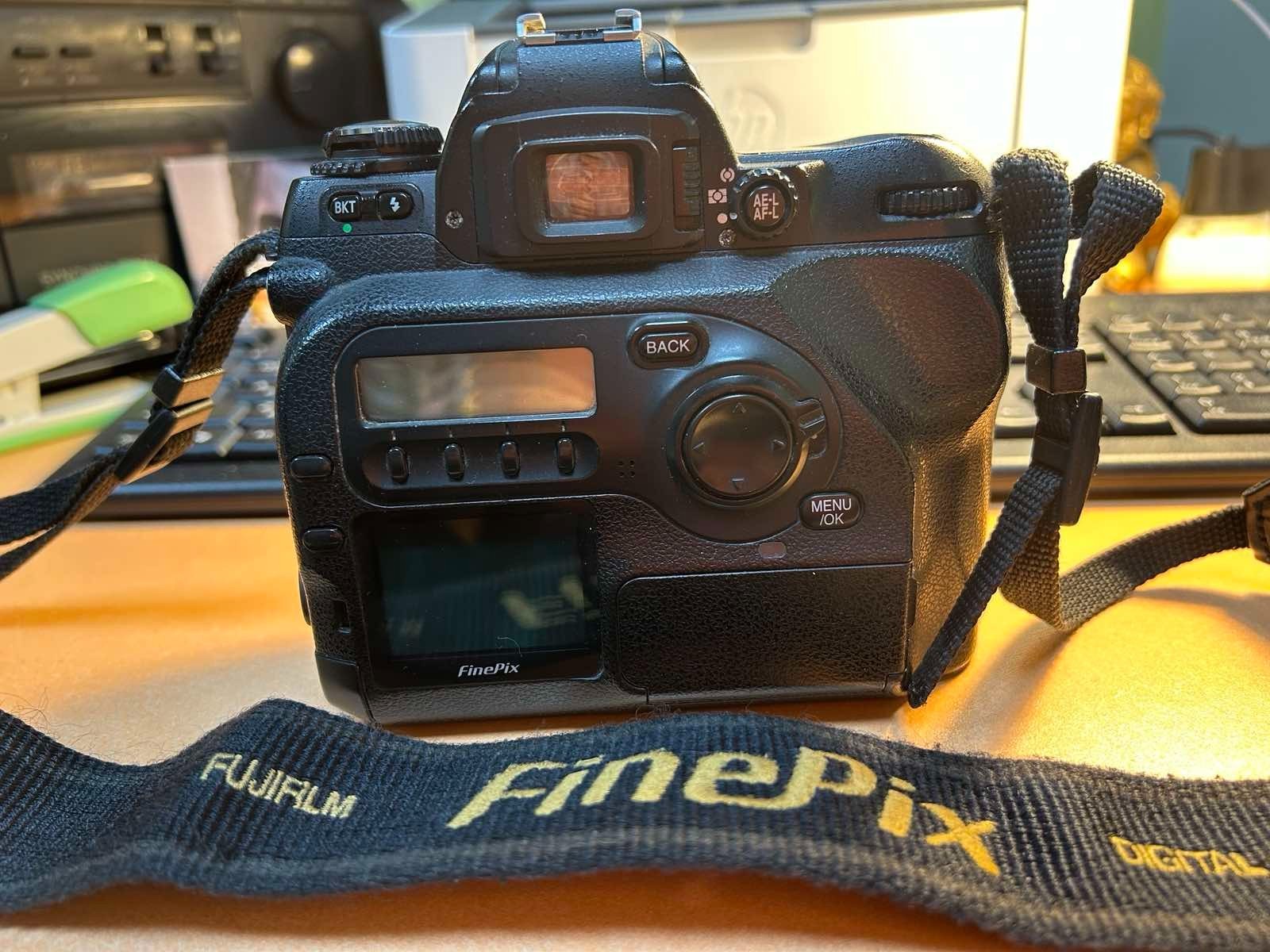 Fujifilm FinePix S Series S2 Pro 6.2MP Digital SLR Camera - Black (Body Only)