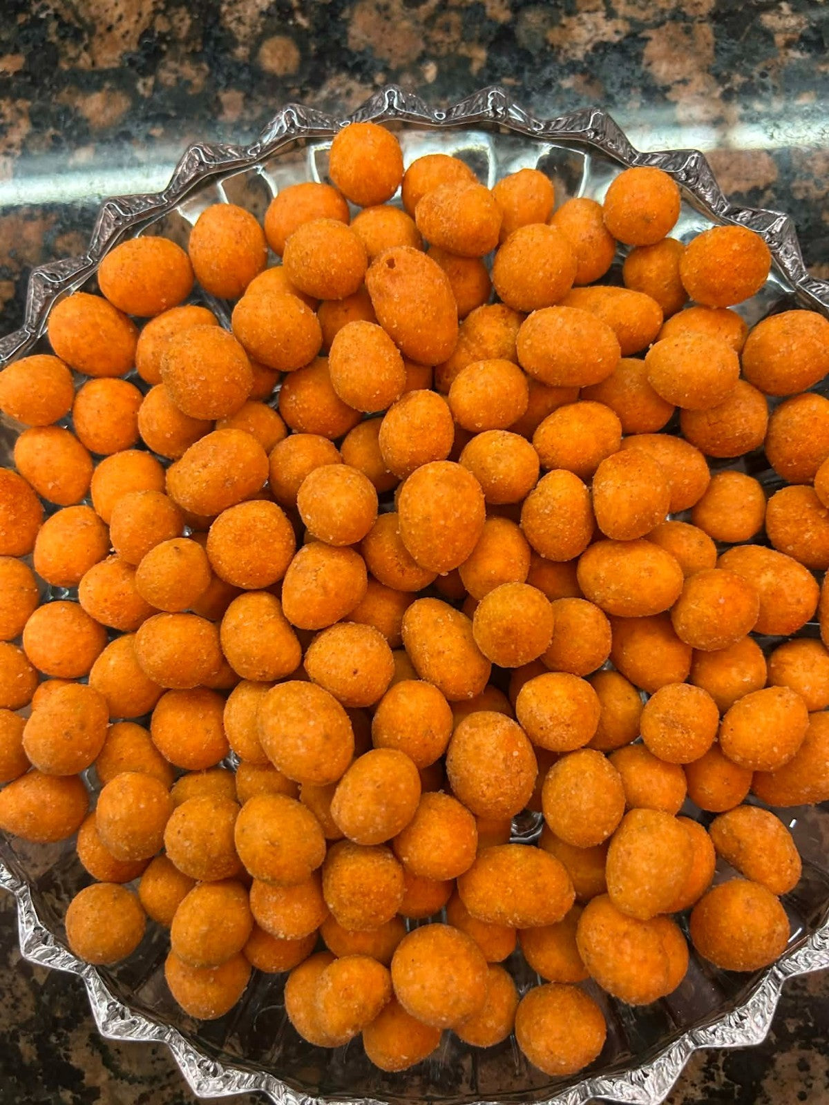 Peanuts in a delicious crispy shell 220g
